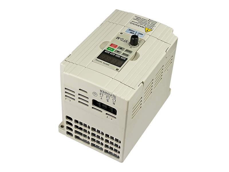 8000S通用變頻器，變頻調(diào)速器，變頻器廠家，電機變頻器，三相變頻器