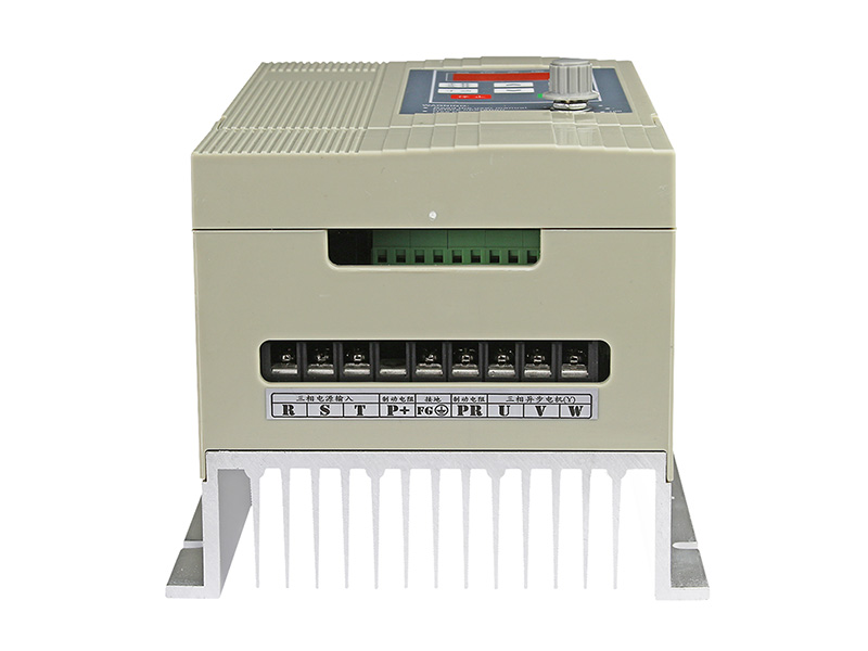 4000H通用變頻器，變頻器三相380V，變頻器廠家，電機(jī)變頻器