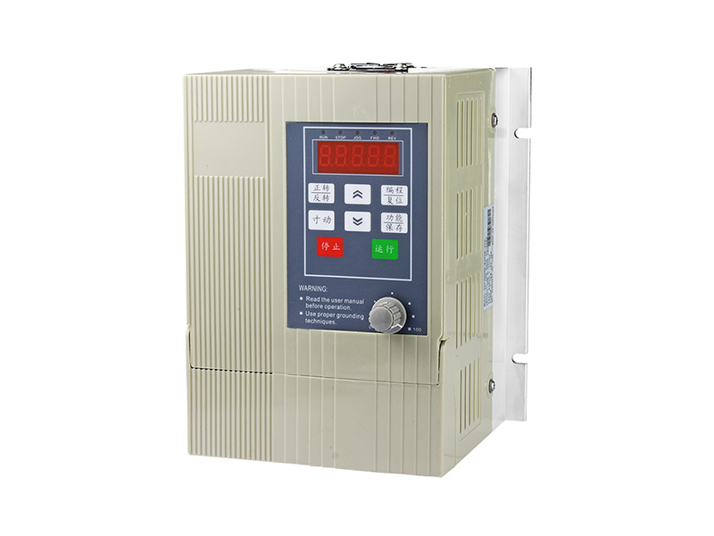 4000H通用變頻器，變頻器三相380V，變頻器廠家，電機(jī)變頻器